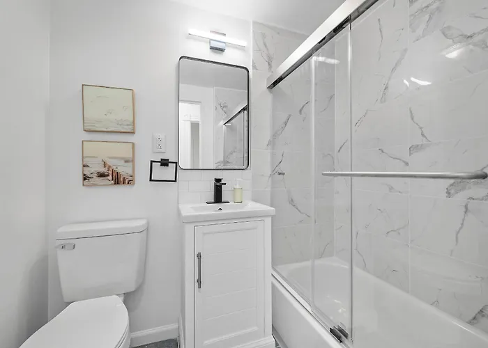 Shadyside 1a Bright And Stylish Private Bedroom With Shared Bathroom * Pittsburgh